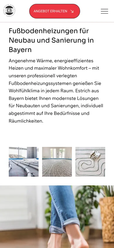 Seite Fußbodenheizung auf dem Handy mit der Überschrift Fußbodenheizungen für Neubau und Sanierung in Bayern und drei Fotos verlegter Heizrohre, Screenshot vom 17.10.2026