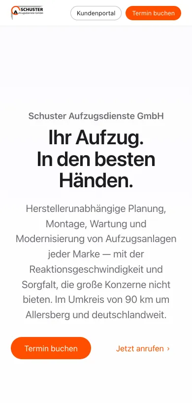 Dieselbe Startseite auf dem Handy mit Logo, den Knöpfen Kundenportal und Termin buchen und der großen Überschrift, Screenshot vom 17.10.2026