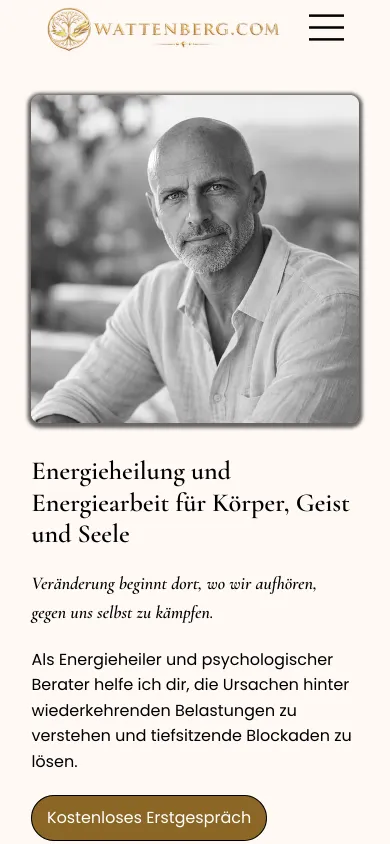 Dieselbe Startseite auf dem Handy mit Logo, Porträt, Überschrift und dem Knopf Kostenloses Erstgespräch, Screenshot vom 17.10.2026